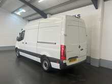 Mercedes-Benz Sprinter 2.0 315 CDI Progressive Panel Van 5dr Diesel Manual RWD L2 H2 Euro 6 (s/s) (150 ps) - U1965