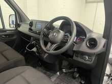 Mercedes-Benz Sprinter 2.0 315 CDI Progressive Panel Van 5dr Diesel Manual RWD L2 H2 Euro 6 (s/s) (150 ps) - U1965