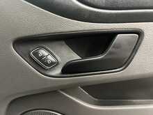 Ford Transit Custom 2.0 300 EcoBlue Leader Panel Van 5dr Diesel Manual L2 H1 Euro 6 (s/s) (130 ps) - U1971