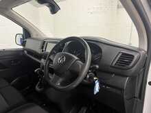 Vauxhall Vivaro 1.5 Turbo D 2900 Prime Panel Van 6dr Diesel Manual L1 H1 Euro 6 (s/s) (100 ps) - U1972