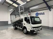 FUSO Canter FUSO Canter 7C18 34 3.0 2dr Tipper Automatic Diesel 3.0 2dr Tipper Automatic Diesel - U1980