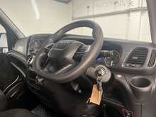 Iveco Daily D HPI 14V 35S 3450 2.3 2dr Luton Automatic Diesel - U1983