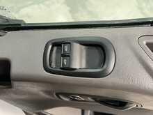 Ford Transit 350 EcoBlue Leader 2.0 2dr Luton Manual Diesel - U1985