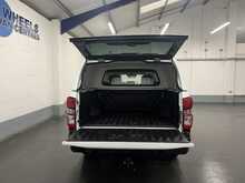 Isuzu D-Max 1.9 TD Utility Pickup Double Cab 4dr Diesel Manual 4WD Euro 6 (s/s) (164 ps) - U1986