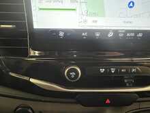 Ford Transit 2.0 460 EcoBlue Leader Minibus Double Cab 5dr Diesel Manual RWD L4 H3 Euro 6 (s/s) (17 Seat, DRW) - U1989