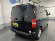 Vauxhall Vivaro 2.0 Turbo D 3100 Sportive Panel Van 6dr Diesel Manual L1 H1 Euro 6 (s/s) (145 ps) - U1991