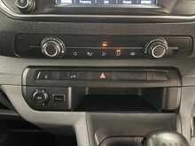 Vauxhall Vivaro 2.0 Turbo D 3100 Sportive Panel Van 6dr Diesel Manual L1 H1 Euro 6 (s/s) (145 ps) - U1991