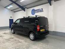 Vauxhall Vivaro 2.0 Turbo D 3100 Sportive Panel Van 6dr Diesel Manual L1 H1 Euro 6 (s/s) (145 ps) - U1991