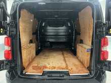Vauxhall Vivaro 2.0 Turbo D 3100 Sportive Panel Van 6dr Diesel Manual L1 H1 Euro 6 (s/s) (145 ps) - U1991