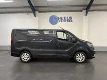 Renault Trafic 2.0 dCi Blue SL28 Sport Panel Van 5dr Diesel Manual L1 H1 Euro 6 (s/s) (130 ps) - U1996