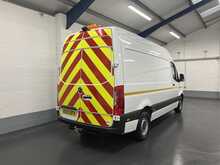 Mercedes-Benz Sprinter 2.0 315 CDI Progressive Panel Van 5dr Diesel Manual RWD L2 H2 Euro 6 (s/s) (150 ps) - U1997