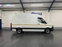 Mercedes-Benz Sprinter 2.0 315 CDI Progressive Panel Van 5dr Diesel Manual RWD L2 H2 Euro 6 (s/s) (150 ps) - U1997