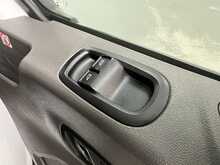 Ford Transit 350 EcoBlue Leader 2.0 2dr Luton Manual Diesel - U2021