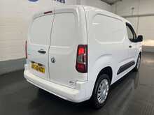 Vauxhall Combo 1.5 Turbo D 2300 Sportive Panel Van 4dr Diesel Manual L1 H1 Euro 6 (100 ps) - U2027