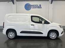 Vauxhall Combo 1.5 Turbo D 2300 Sportive Panel Van 4dr Diesel Manual L1 H1 Euro 6 (100 ps) - U2027