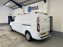 Ford Transit Custom 2.0 300 EcoBlue Limited Panel Van 5dr Diesel Manual L2 H1 Euro 6 (s/s) (130 ps) - U2031