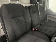 Ford Transit Custom 2.0 300 EcoBlue Limited Panel Van 5dr Diesel Manual L2 H1 Euro 6 (s/s) (130 ps) - U2033