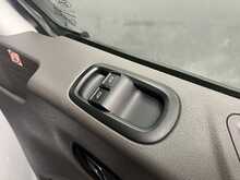 Ford Transit 2.0 350 EcoBlue Trend Crew Van Double Cab 5dr Diesel Manual L3 H2 Euro 6 (s/s) (130 ps) - U2035