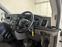 Ford Transit 350 EcoBlue Leader 2.0 2dr Luton Manual Diesel - U2039