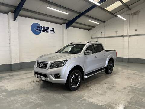 Nissan Navara 2.0 TDI Style Pickup Double Cab 4dr Diesel Auto 4Motion Euro 6 (s/s) (205 ps)