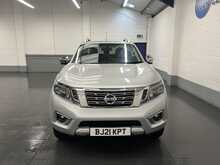 Nissan Navara 2.3 dCi Tekna Pickup Double Cab 4dr Diesel Auto 4WD Euro 6 (190 ps) - U2041