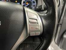 Nissan Navara 2.3 dCi Tekna Pickup Double Cab 4dr Diesel Auto 4WD Euro 6 (190 ps) - U2041