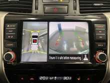 Nissan Navara 2.3 dCi Tekna Pickup Double Cab 4dr Diesel Auto 4WD Euro 6 (190 ps) - U2041