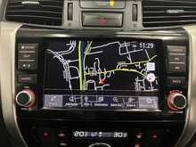 Nissan Navara 2.3 dCi Tekna Pickup Double Cab 4dr Diesel Auto 4WD Euro 6 (190 ps) - U2041
