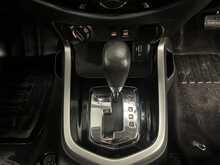Nissan Navara 2.3 dCi Tekna Pickup Double Cab 4dr Diesel Auto 4WD Euro 6 (190 ps) - U2041