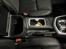 Nissan Navara 2.3 dCi Tekna Pickup Double Cab 4dr Diesel Auto 4WD Euro 6 (190 ps) - U2041
