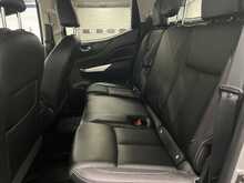 Nissan Navara 2.3 dCi Tekna Pickup Double Cab 4dr Diesel Auto 4WD Euro 6 (190 ps) - U2041