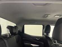 Nissan Navara 2.3 dCi Tekna Pickup Double Cab 4dr Diesel Auto 4WD Euro 6 (190 ps) - U2041