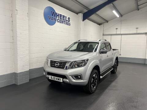 Nissan Navara 2.0 TDI Style Pickup Double Cab 4dr Diesel Auto 4Motion Euro 6 (s/s) (205 ps)