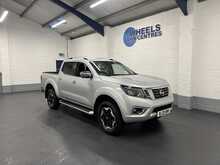 Nissan Navara 2.3 dCi Tekna Pickup Double Cab 4dr Diesel Auto 4WD Euro 6 (190 ps) - U2042