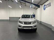 Nissan Navara 2.3 dCi Tekna Pickup Double Cab 4dr Diesel Auto 4WD Euro 6 (190 ps) - U2042