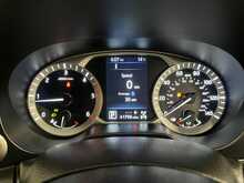 Nissan Navara 2.3 dCi Tekna Pickup Double Cab 4dr Diesel Auto 4WD Euro 6 (190 ps) - U2042