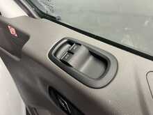 Ford Transit 2.0 350 EcoBlue Leader Panel Van 5dr Diesel Manual RWD L3 H3 Euro 6 (s/s) (130 ps) - U2045