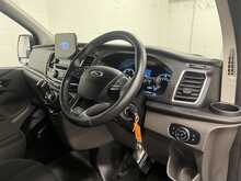 Ford Transit Custom 2.0 300 EcoBlue Limited Panel Van 5dr Diesel Manual L2 H1 Euro 6 (s/s) (130 ps) - U2047