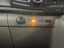 Ford Transit Custom 2.0 300 EcoBlue Limited Panel Van 5dr Diesel Manual L2 H1 Euro 6 (s/s) (130 ps) - U2047