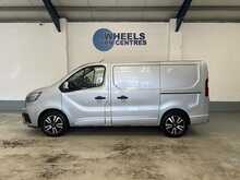 Renault Trafic 2.0 dCi Blue SL28 Sport+ Panel Van 5dr Diesel Manual L1 H1 Euro 6 (s/s) (150 ps) - U2049