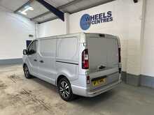 Renault Trafic 2.0 dCi Blue SL28 Sport+ Panel Van 5dr Diesel Manual L1 H1 Euro 6 (s/s) (150 ps) - U2049