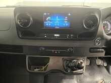 Mercedes-Benz Sprinter 315 CDI Progressive 2.0 2dr Luton Manual Diesel - U2050