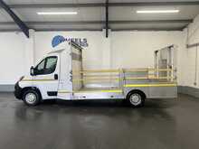 Peugeot Boxer BlueHDi 335 Professional Premium + PLANT AND GO TRUCK 2.2 2dr Dropside Manual Diesel - U2054