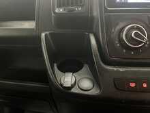 Peugeot Boxer BlueHDi 335 Professional Premium + PLANT AND GO TRUCK 2.2 2dr Dropside Manual Diesel - U2054