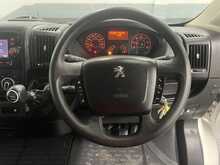Peugeot Boxer 2.2 BlueHDi 335 Professional Panel Van 5dr Diesel Manual L2 H2 Euro 6 (s/s) (140 ps) - U2056