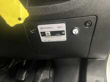 Peugeot Boxer 2.2 BlueHDi 335 Professional Panel Van 5dr Diesel Manual L2 H2 Euro 6 (s/s) (140 ps) - U2056