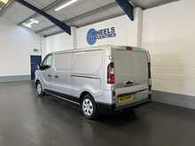 Renault Trafic 2.0 dCi Blue LL30 Business+ Panel Van 5dr Diesel Manual L2 H1 Euro 6 (s/s) (130 ps) - U2066