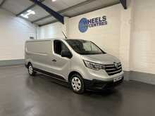 Renault Trafic 2.0 dCi Blue LL30 Business+ Panel Van 5dr Diesel Manual L2 H1 Euro 6 (s/s) (130 ps) - U2066