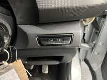 Renault Trafic 2.0 dCi Blue LL30 Business+ Panel Van 5dr Diesel Manual L2 H1 Euro 6 (s/s) (130 ps) - U2066