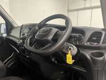 Iveco Daily D HPI 14V 35S 3000 2.3 2dr L4 Dropside Manual Diesel - U2069
